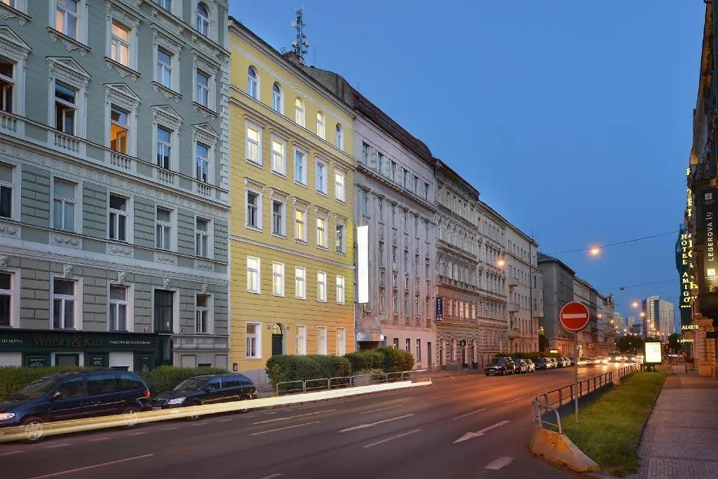 Prague Season Three Stars Hotel
