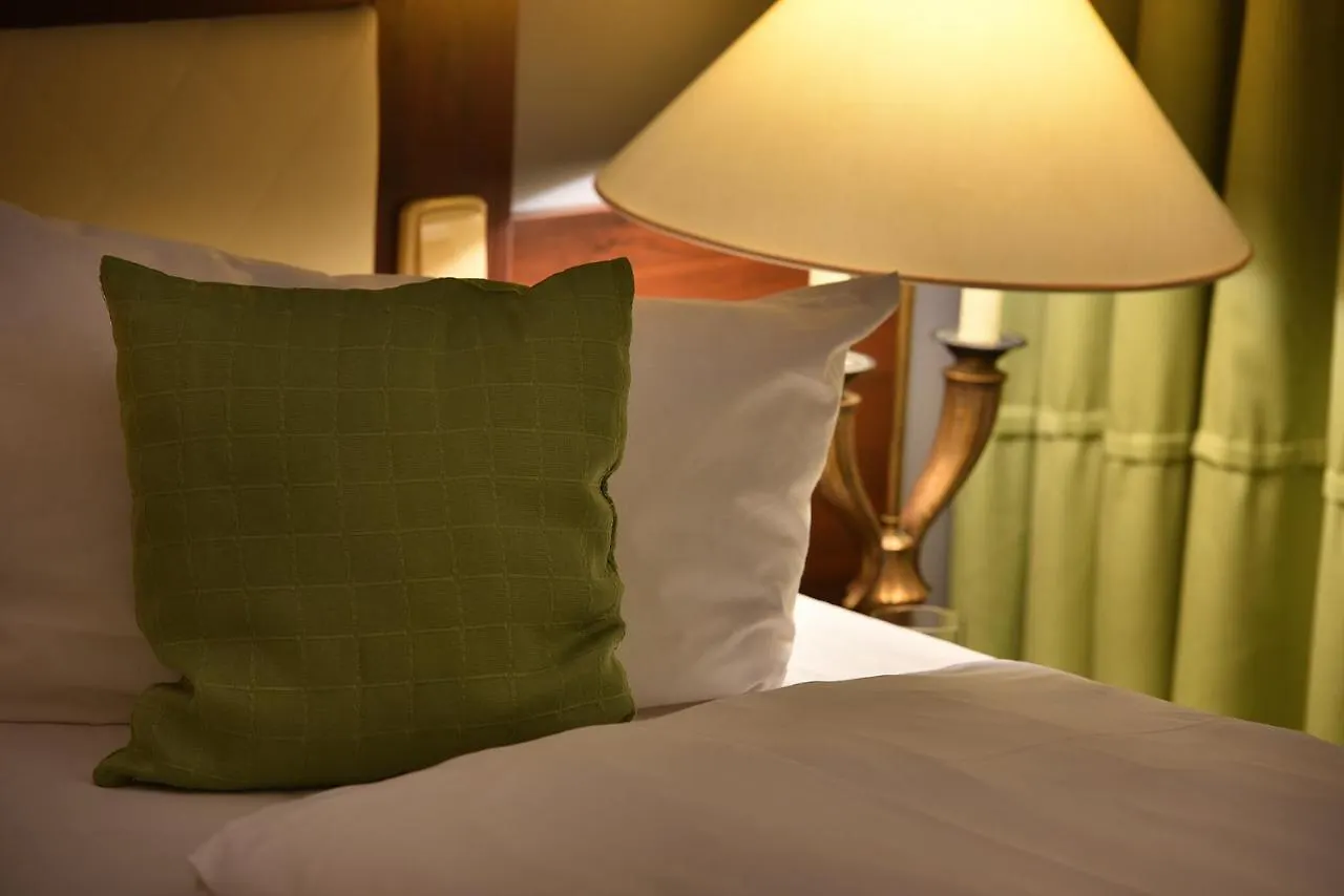 Prague Season Three Stars Hotel 3*,