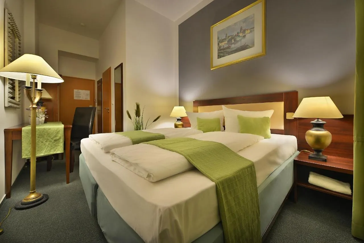 Prague Season Three Stars Hotel