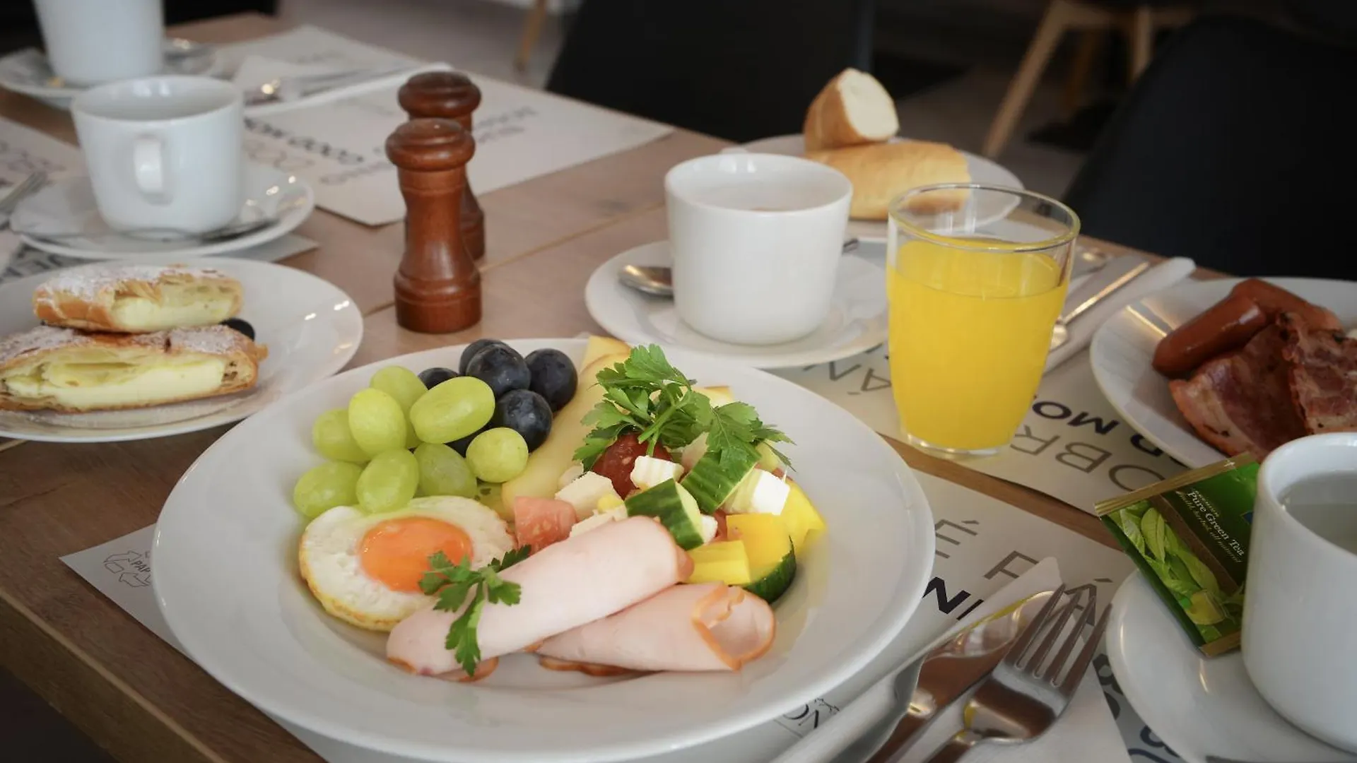 Prague Season Three Stars Hotel 3*,