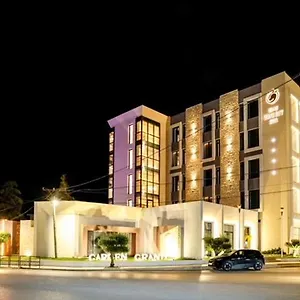 Otel Grand White Berat