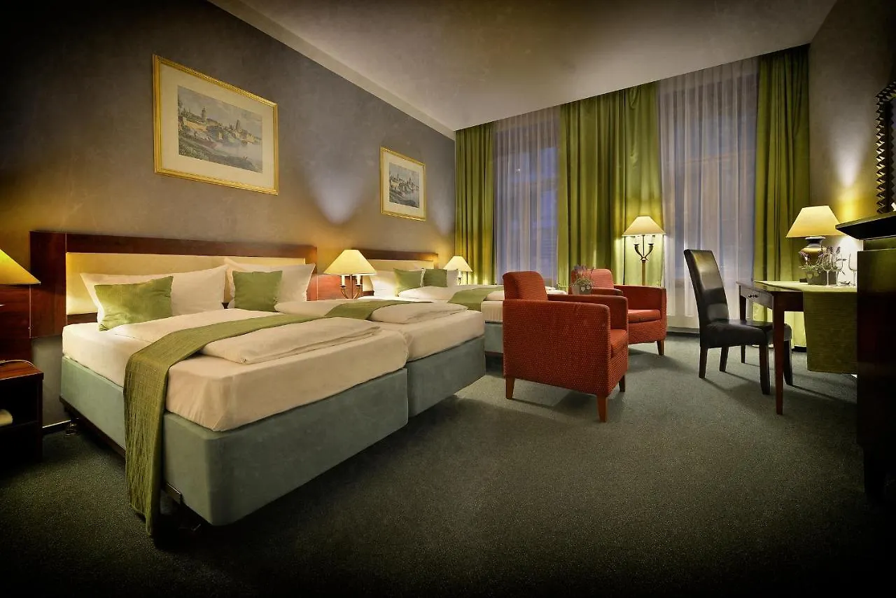 Prague Season Three Stars Hotel