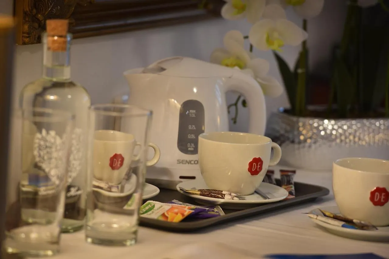 Prague Season Three Stars Hotell
