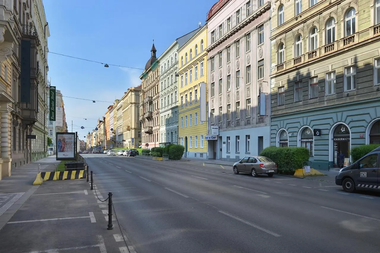 Prague Season Three Stars Hotell