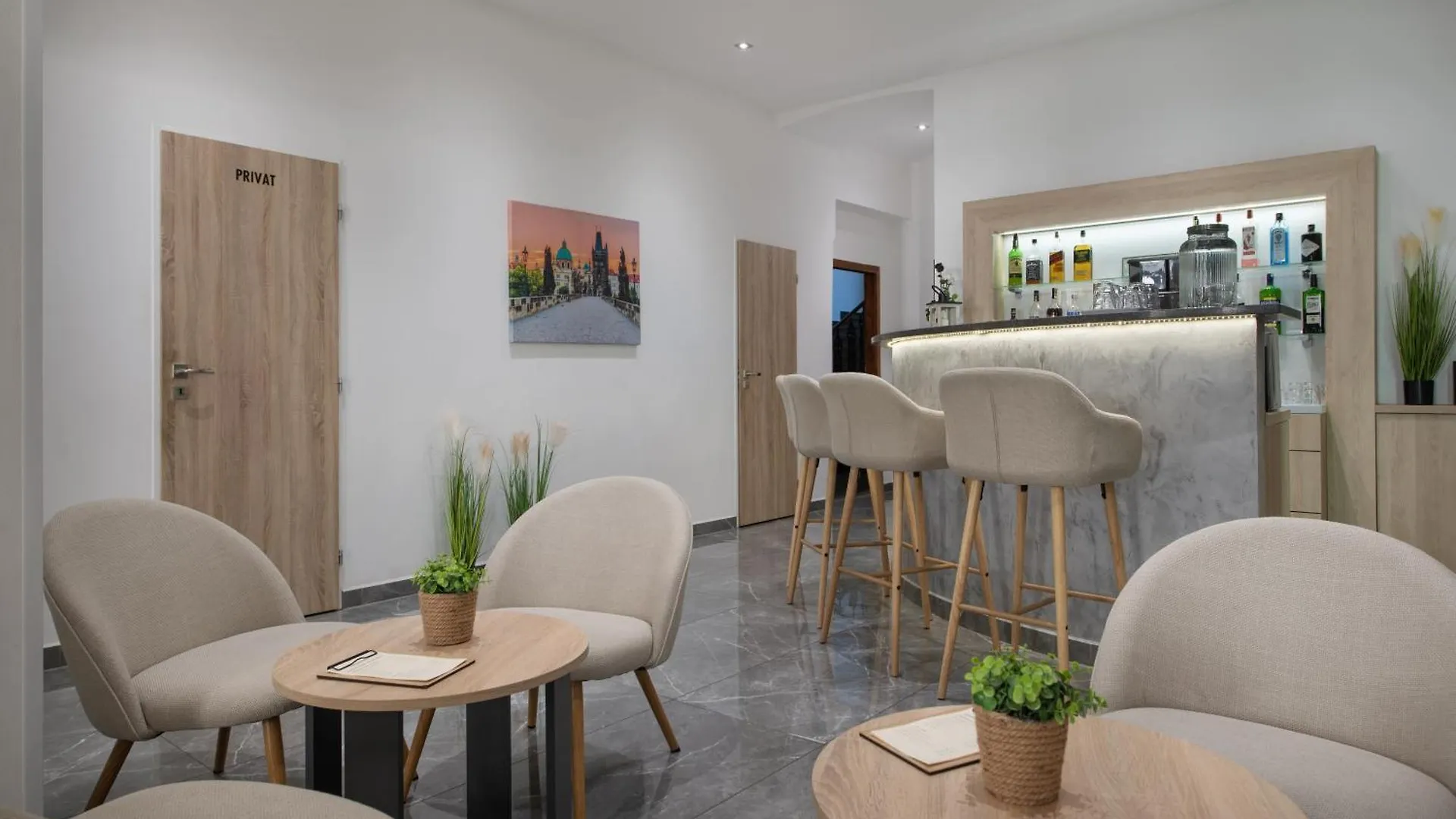 Prague Season Three Stars Hotell